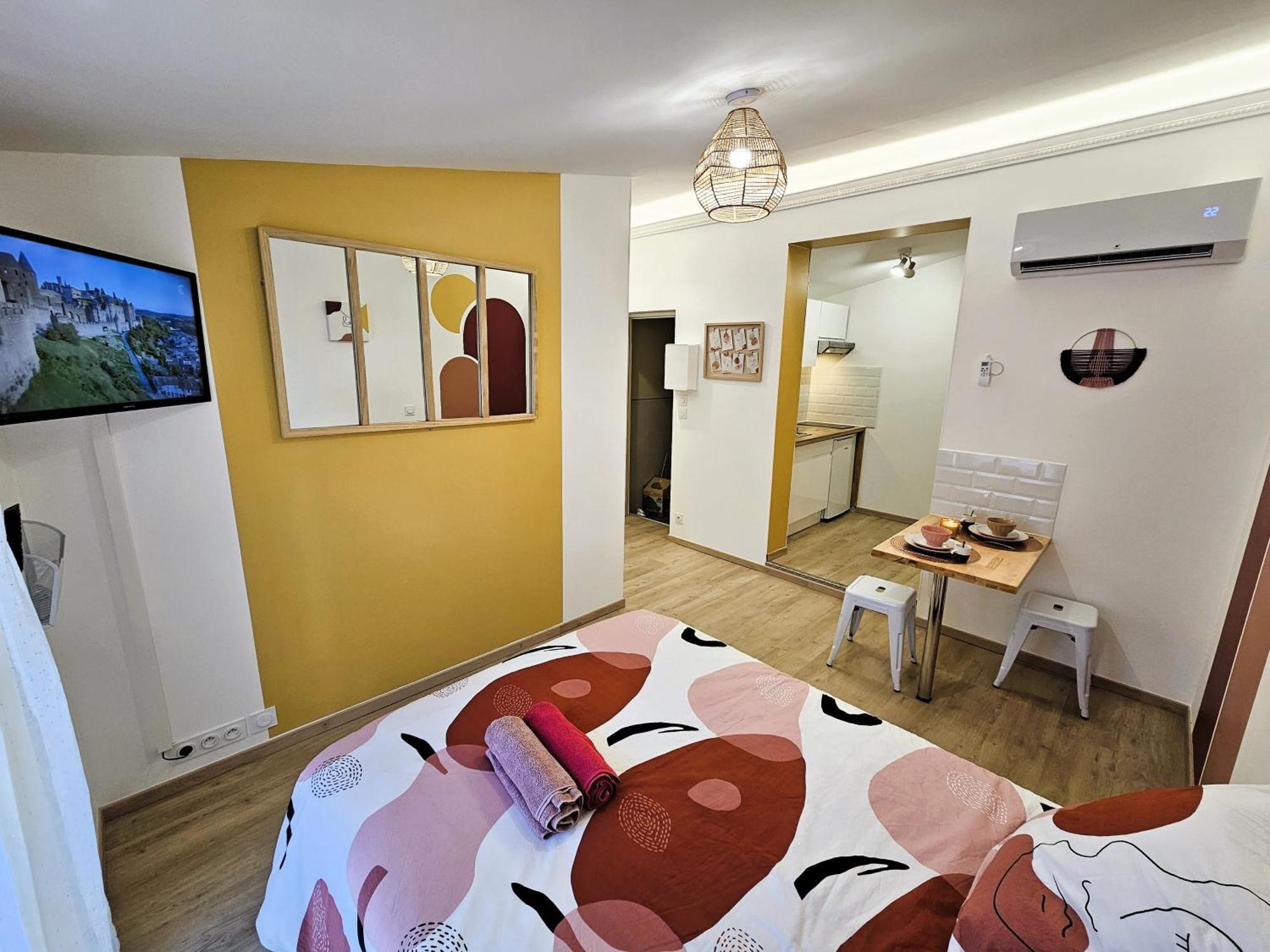 Confort ! Centre-ville, Climatisation, Parking, Wifi, Calme, Tv Apartment