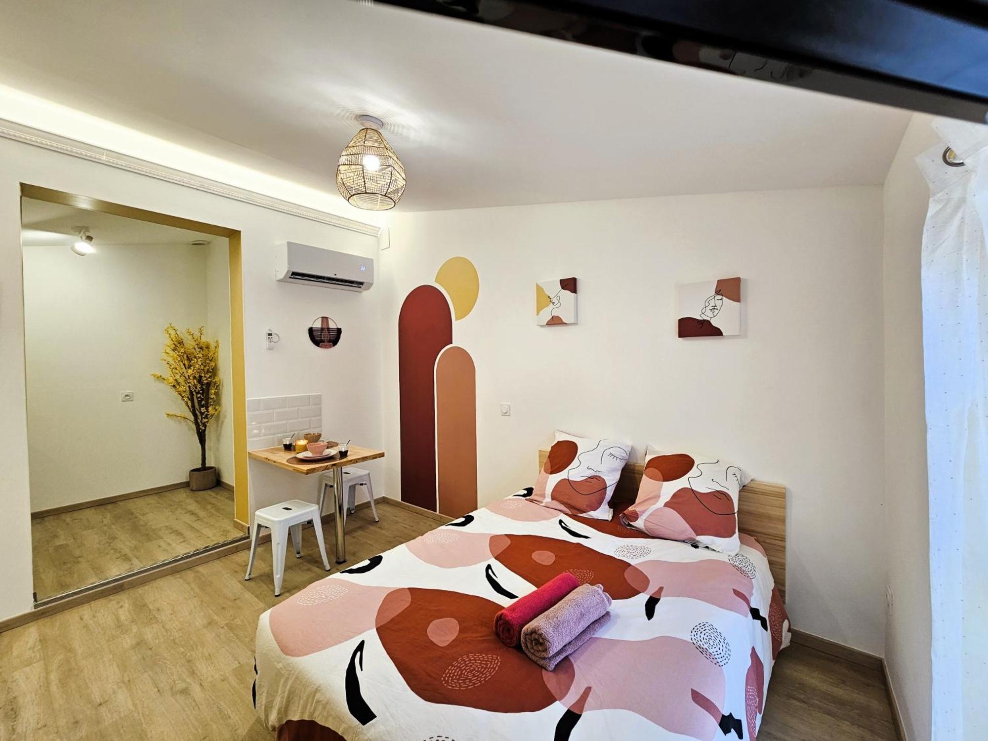 Confort ! Centre-ville, Climatisation, Parking, Wifi, Calme, Tv Apartment Carcassonne